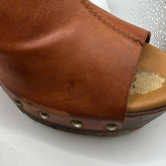 Korks Arden vegan leather sandals tan size 9 - Picture 10 of 10